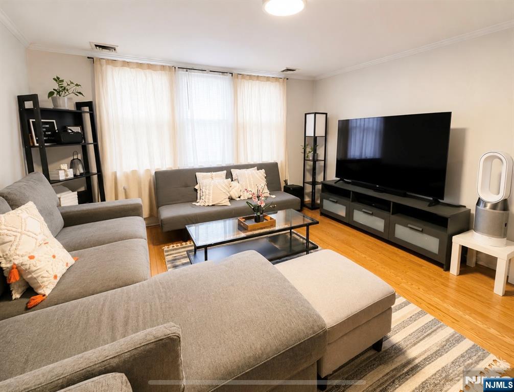 578 Hillside Street, Unit 2 Ridgefield, NJ 07657 - Photo 11 of 20