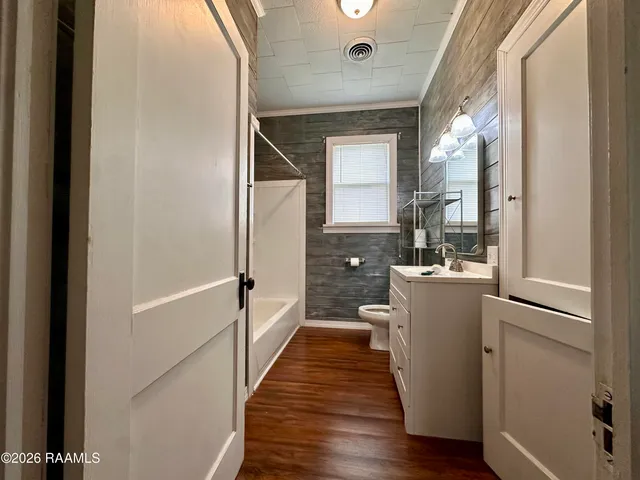 $120,000 | 435 East Academy Avenue, Jennings, LA 70546