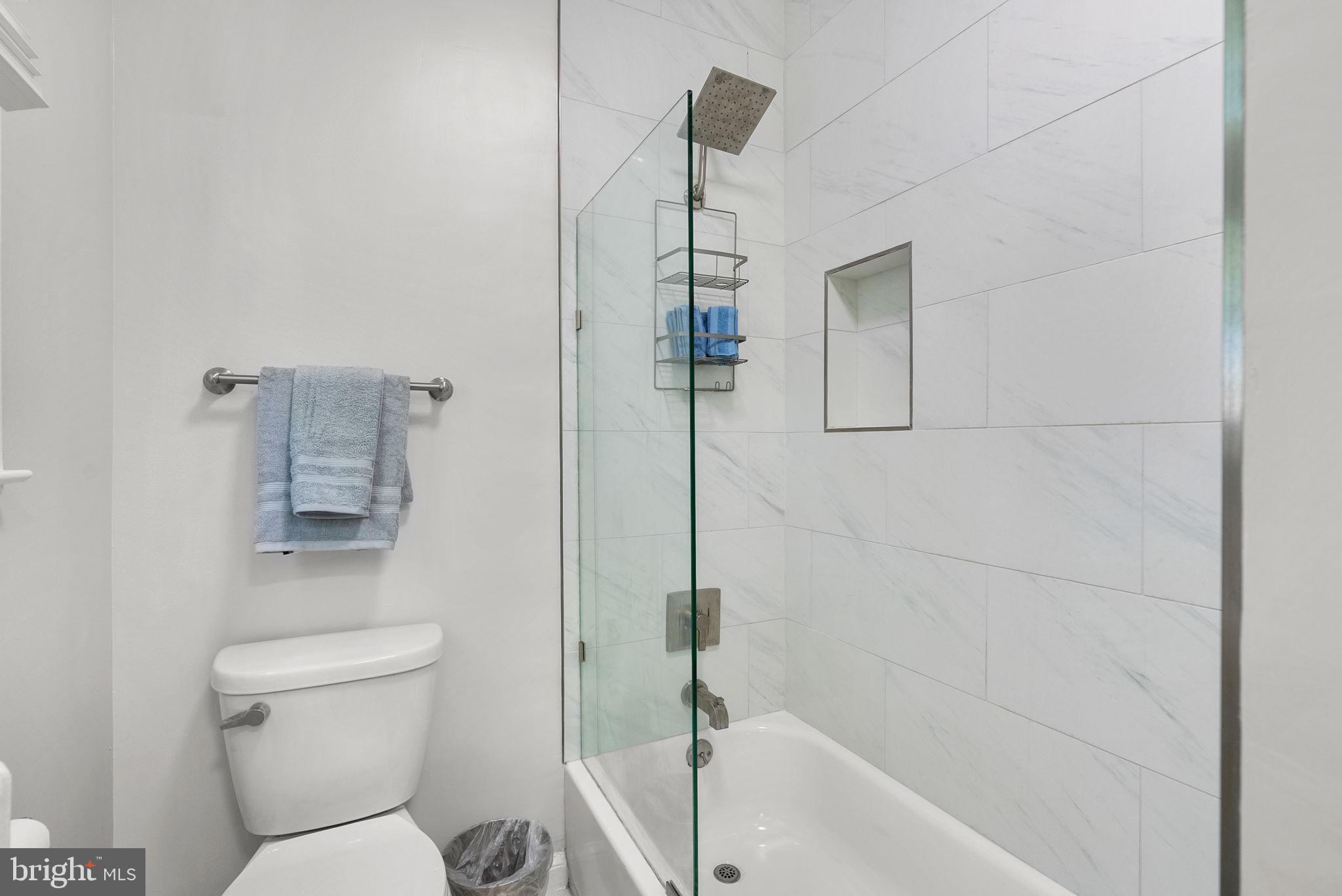 824 Philadelphia Avenue Silver Spring, MD 20910 - Photo 9 of 23 Upper-Level Bathroom