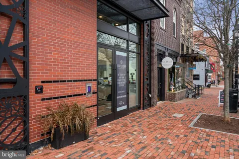 $3,750 | 1312 King Street, Unit 206, Alexandria, VA 22314