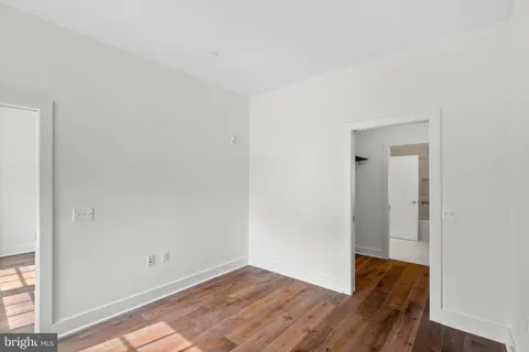 $3,750 | 1312 King Street, Unit 206, Alexandria, VA 22314