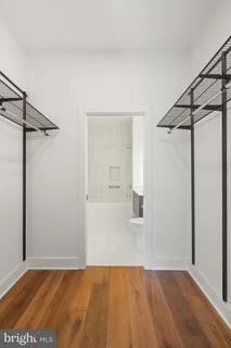 $3,750 | 1312 King Street, Unit 206, Alexandria, VA 22314