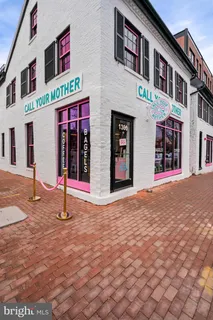 $3,750 | 1312 King Street, Unit 206, Alexandria, VA 22314