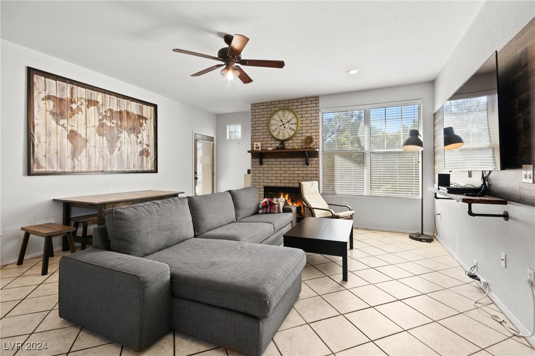 8555 West Russell Road, Unit 2069 Las Vegas, NV 89113 - Photo 4 of 33