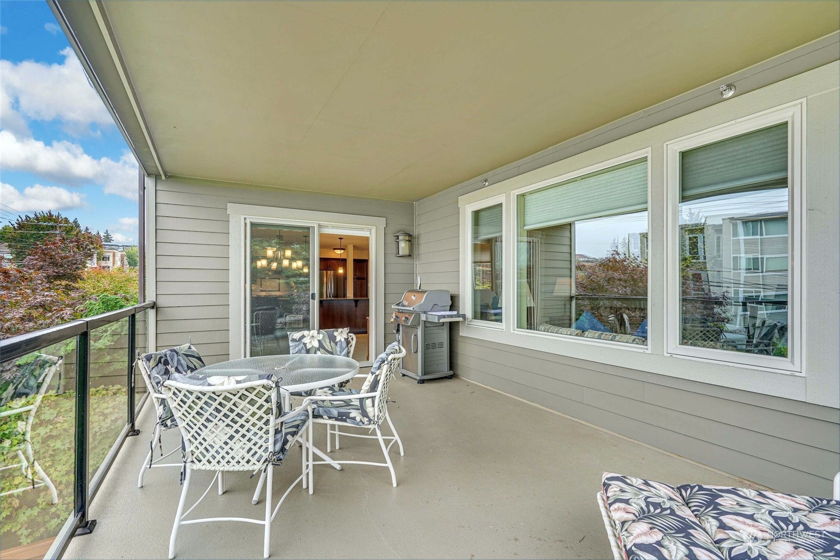 316 Walnut Street, Unit 201 Edmonds, WA 98020 - Photo 25 of 29 a dining room with furniture and large windows