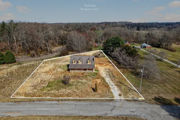 539 Peach Avenue, Morrison, TN 37357