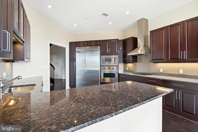 $7,000 | 8220 Crestwood Heights Drive, Unit 1906, McLean, VA 22102