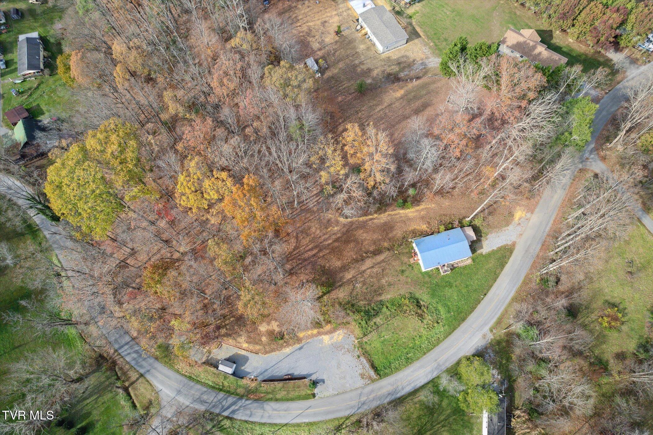 1021 Marbleton Road Unicoi, TN 37692 - Photo 24 of 35 05-1021-Marbleton-Rd-Unicoi-TN-37692-Win