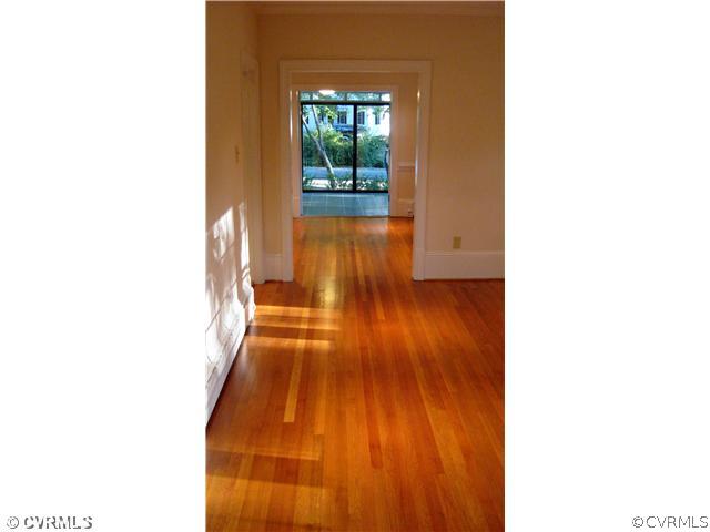 513 Baldwin Road Henrico, VA 23229 - Photo 3 of 4 Living Room