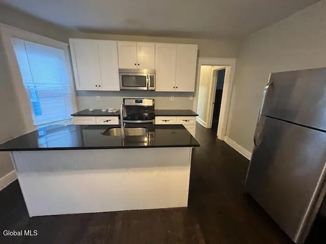 $1,600 | 116 Winthrop Avenue, Albany, NY 12203