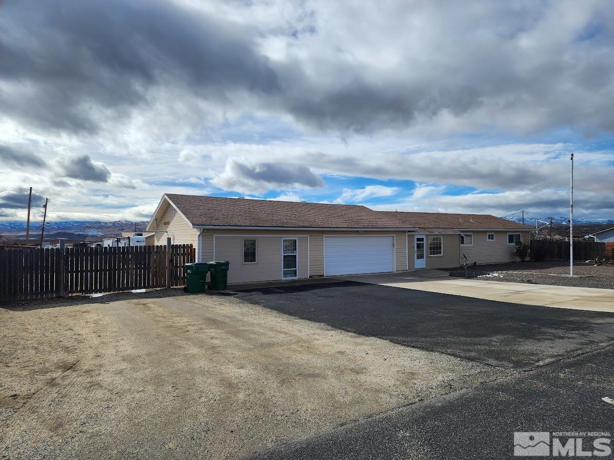 11520 Tupelo Street Reno, NV 89506 - Photo 3 of 33 Photo 3