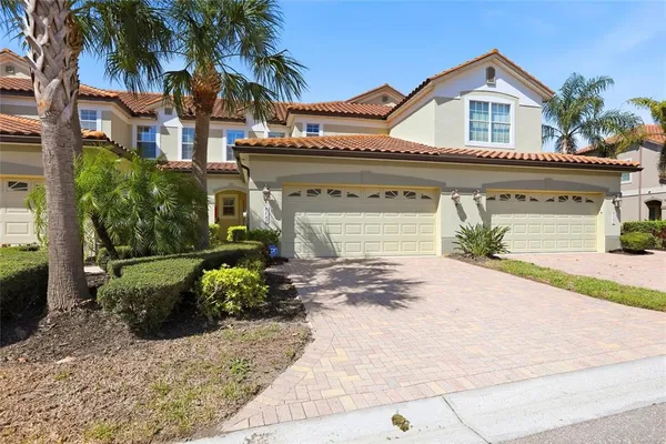 $2,950 | 8142 Miramar Way, Bradenton, FL 34202