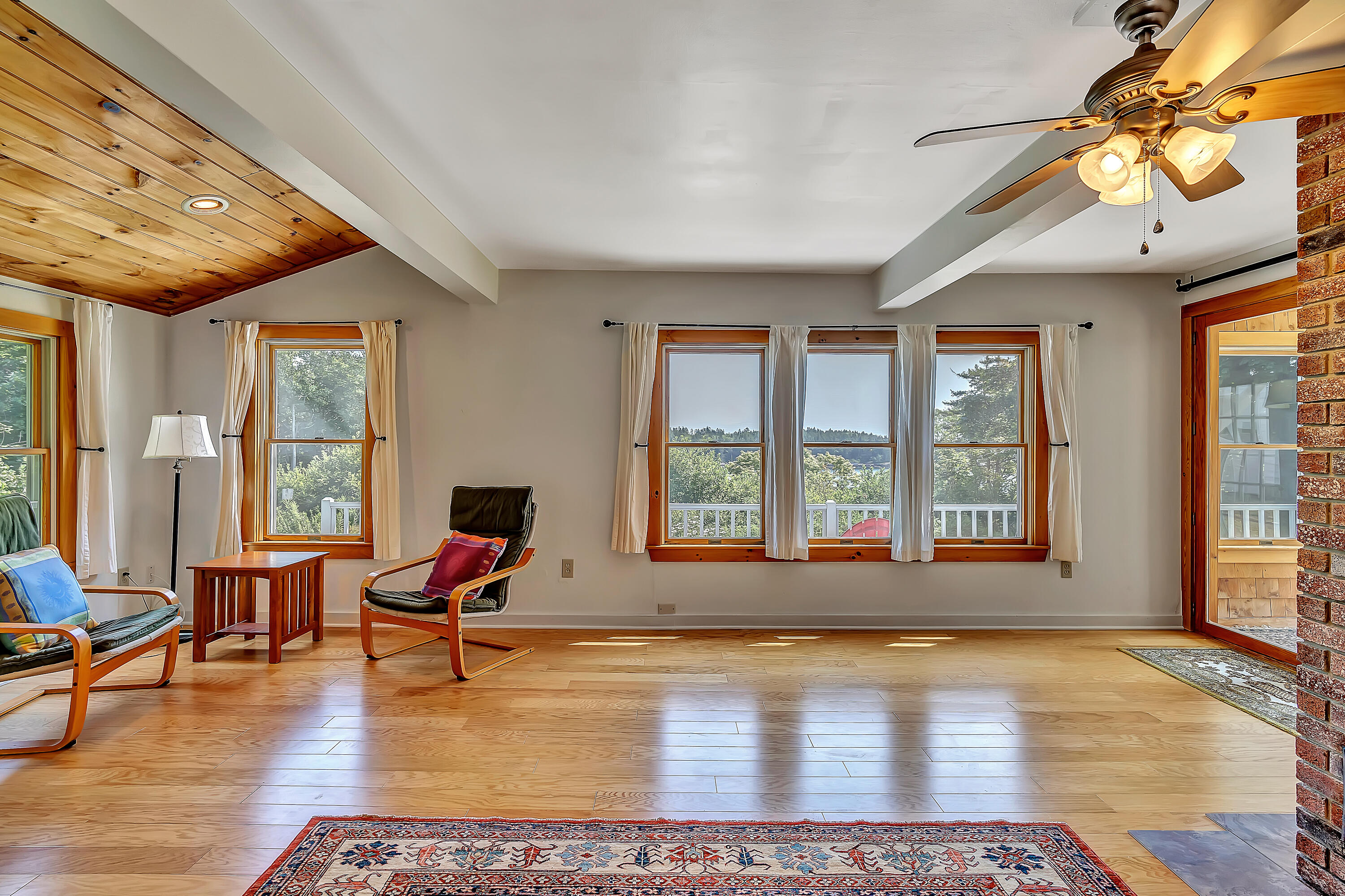 18 Leeman Road Orrs Island, ME 04066 - Photo 17 of 49 living rm