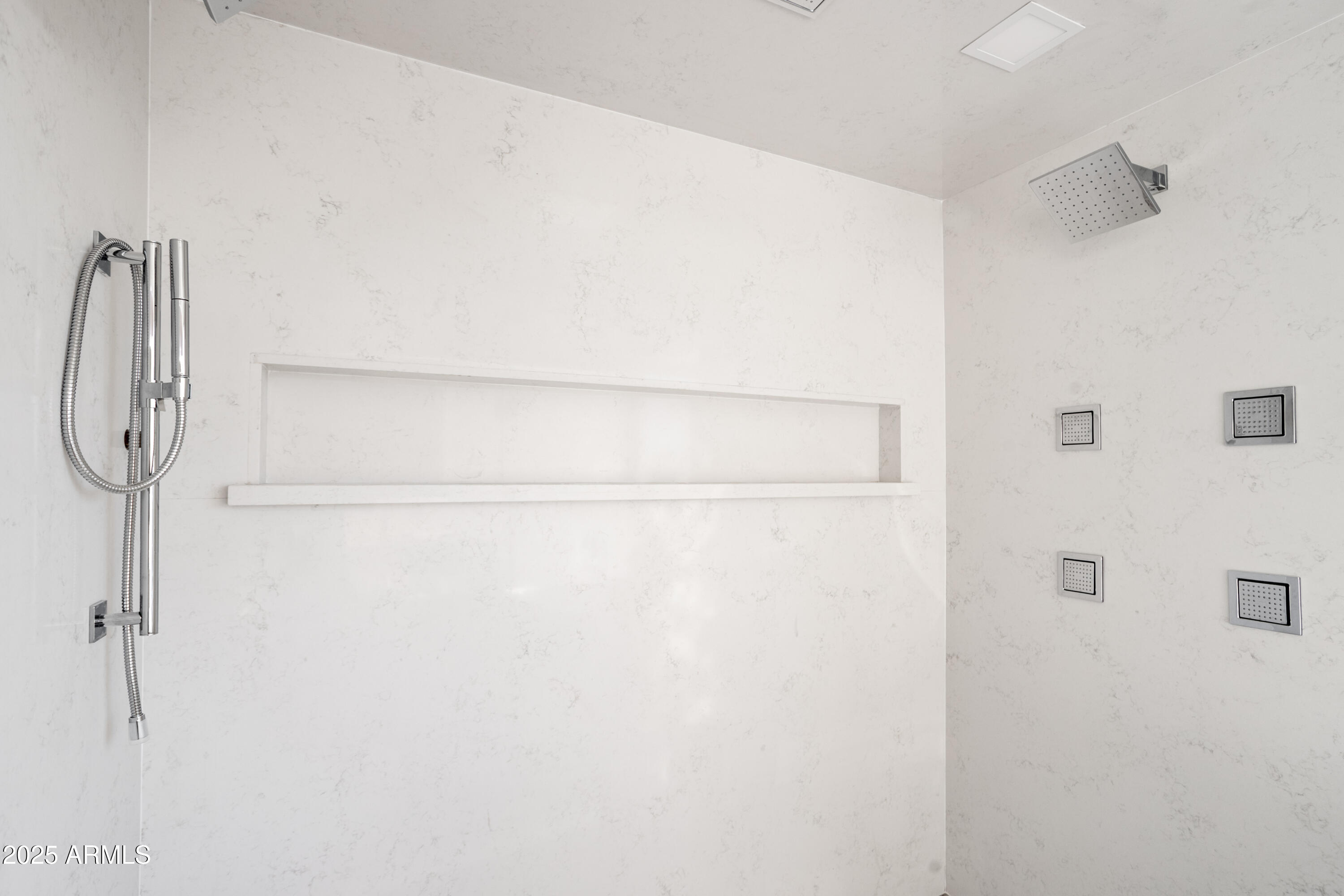1040 East Osborn Road, Unit 904 Phoenix, AZ 85014 - Photo 13 of 22 a close view of shower