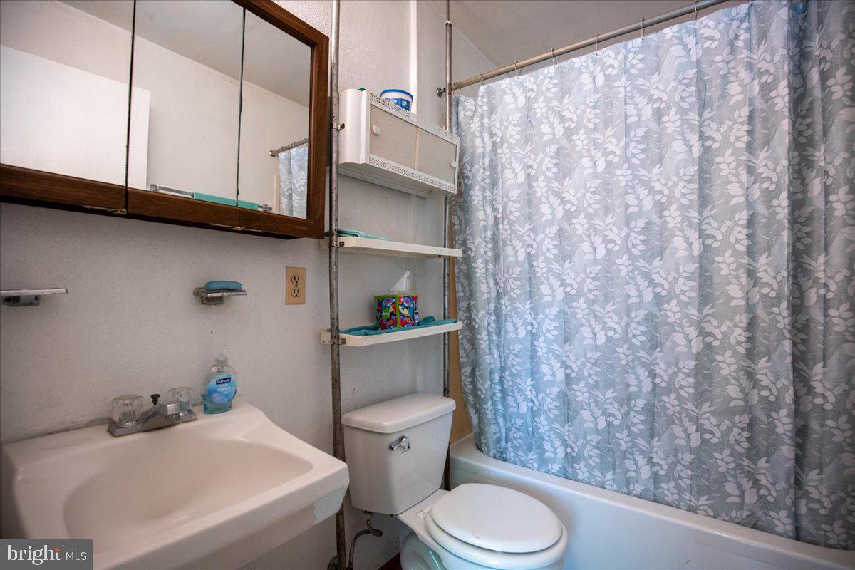 4189 Hance Road Port Republic, MD 20676 - Photo 17 of 27 top cabin