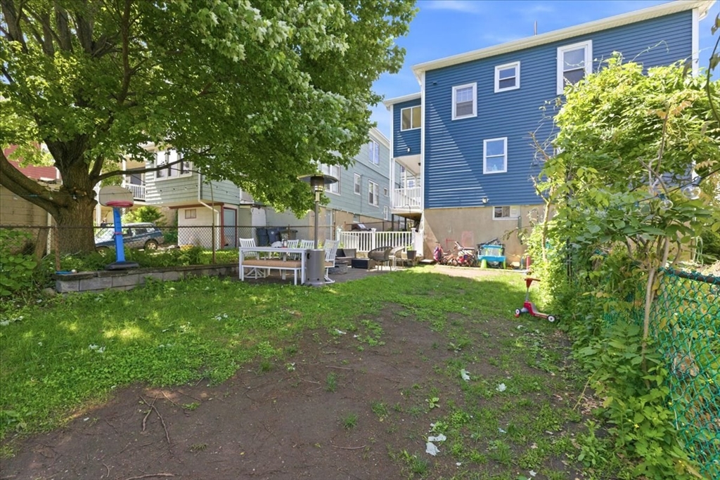 191-193 Cornell Street, Unit 2 Boston, MA 02131 - Photo 38 of 40