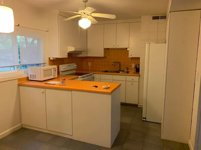 $2,500 | 806 Palm Boulevard, Unit A, Isle of Palms, SC 29451