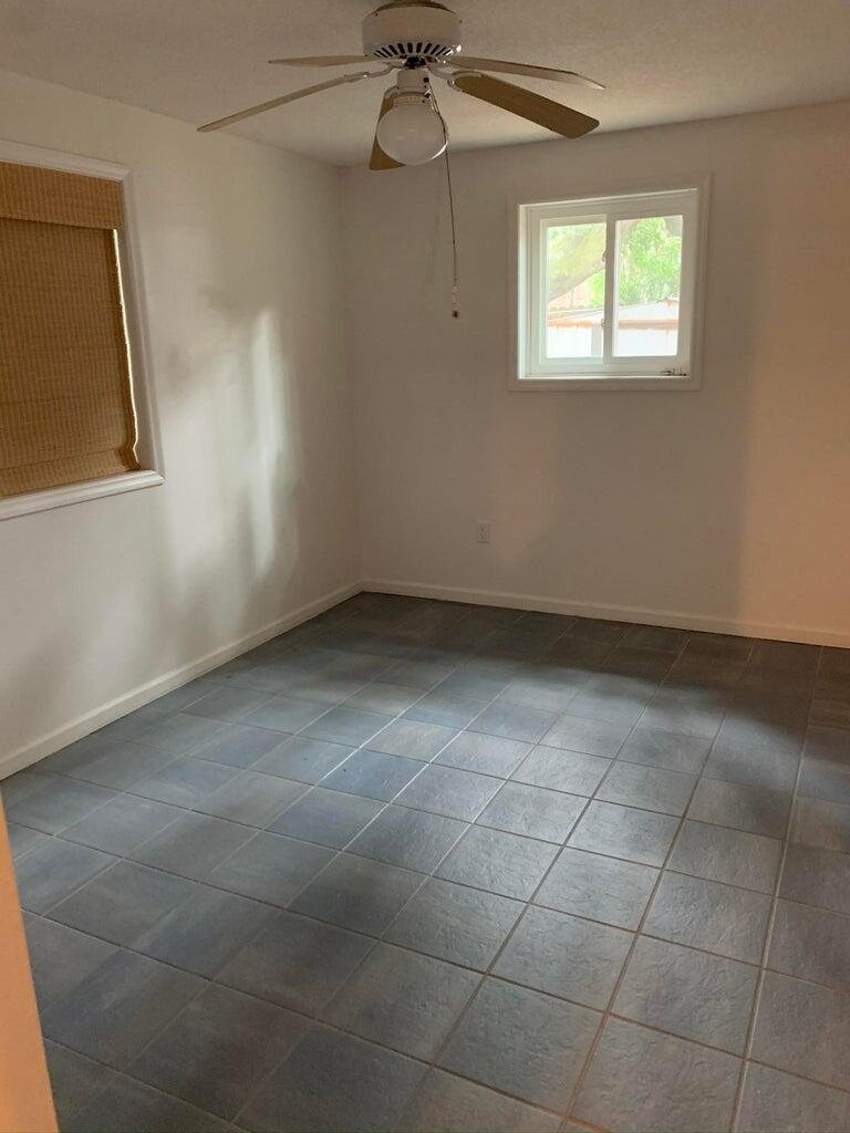 806 Palm Boulevard, Unit A Isle of Palms, SC 29451 - Photo 5 of 7 20210927180602180793000000-o