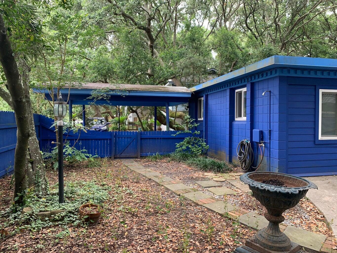 806 Palm Boulevard, Unit A Isle of Palms, SC 29451 - Photo 7 of 7 20210927180602849651000000-o