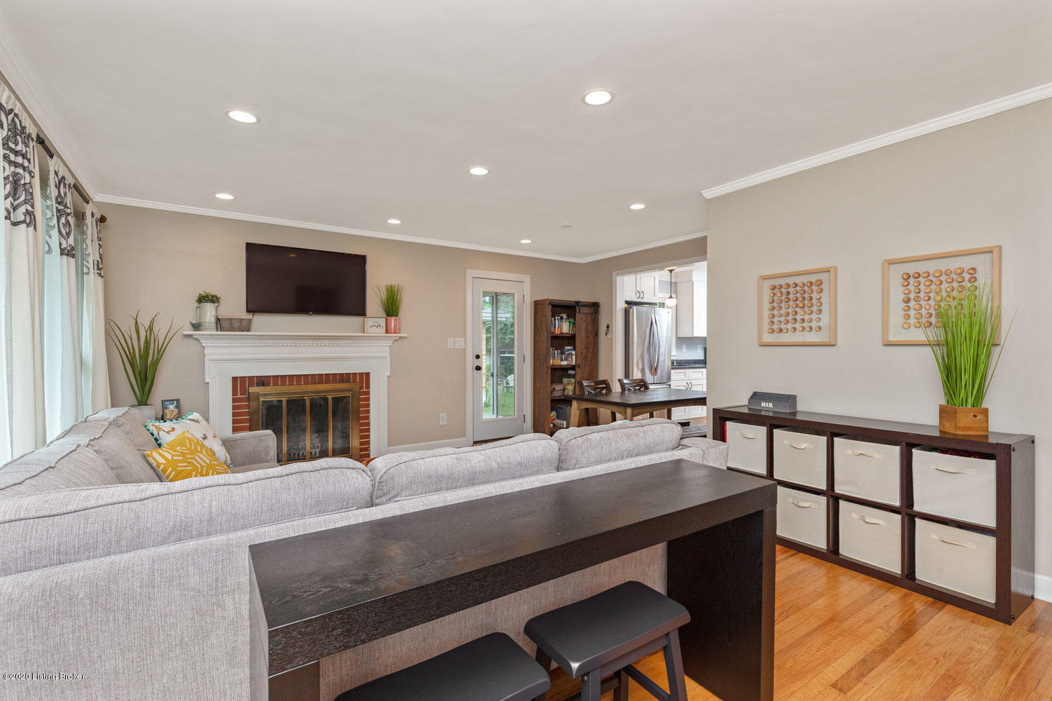 3606 Plymouth Road Louisville, KY 40207 - Photo 4 of 40 Plymoth009