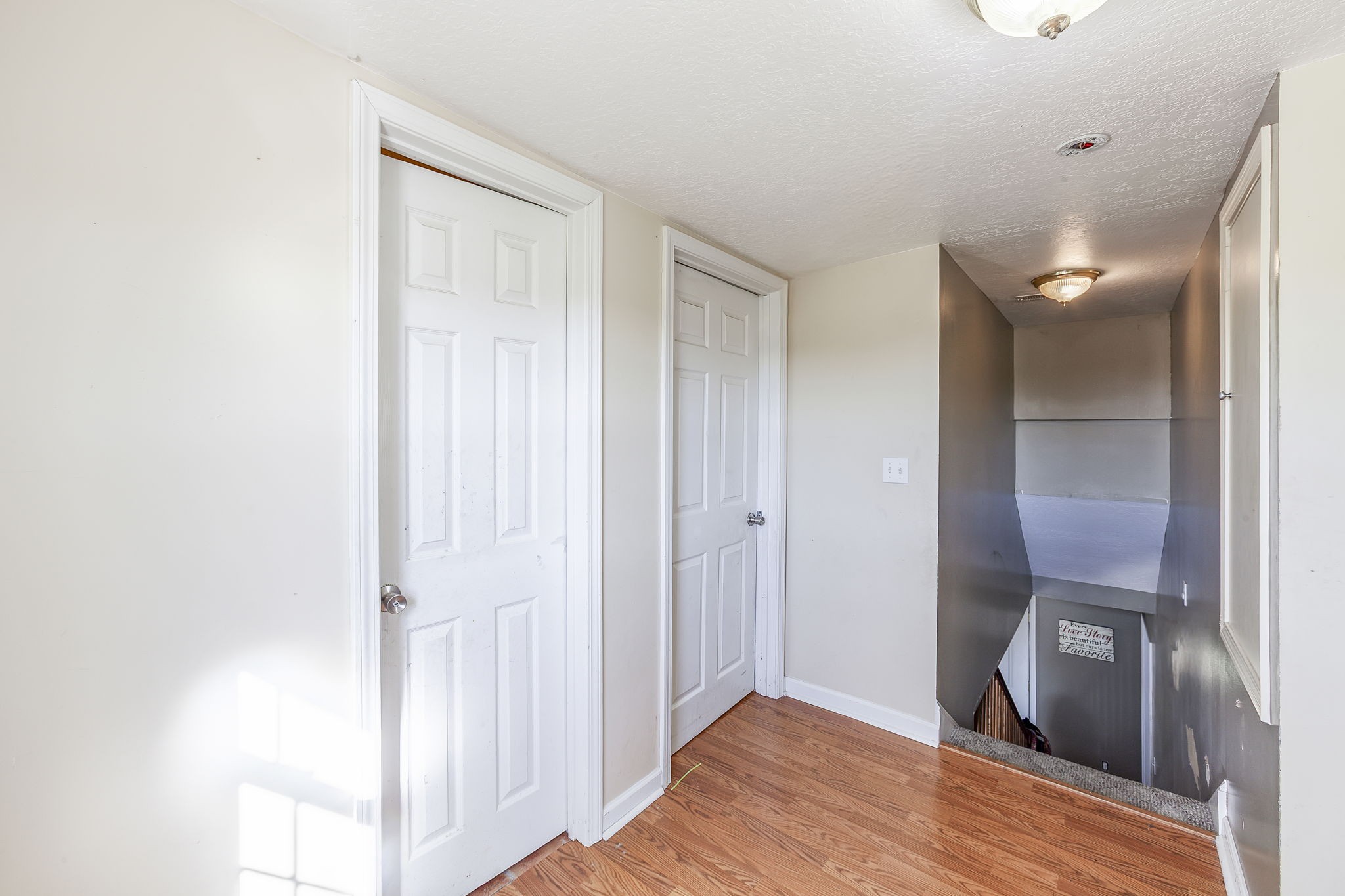 42 Jesse Patterson Road Trenton, TN 38382 - Photo 18 of 27 a view of a room with wooden floor and bathroom