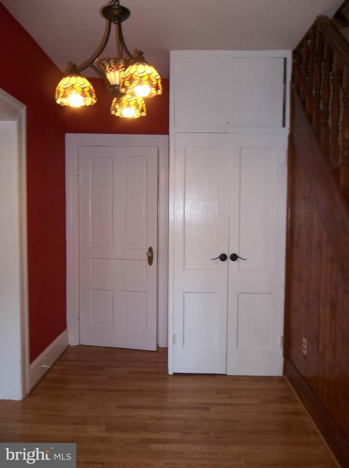 5512 Taylor Road Riverdale, MD 20737 - Photo 5 of 23 Interior (General)