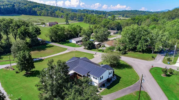 $439,999 | 500 Buckingham Drive, Newport, TN 37821