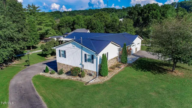 $439,999 | 500 Buckingham Drive, Newport, TN 37821