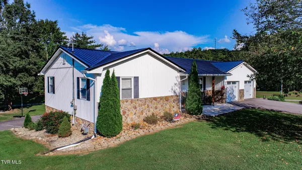 $439,999 | 500 Buckingham Drive, Newport, TN 37821