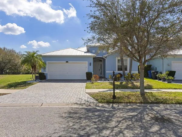 $580,000 | 445 Bahama Grande Boulevard, Apollo Beach, FL 33572