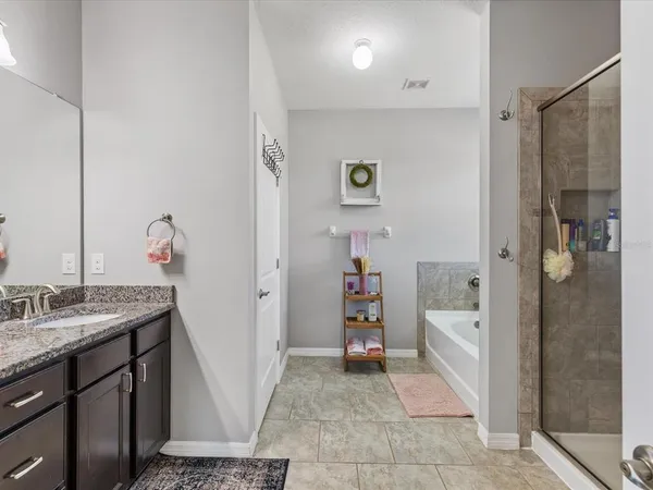 $580,000 | 445 Bahama Grande Boulevard, Apollo Beach, FL 33572