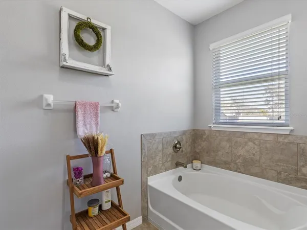 $580,000 | 445 Bahama Grande Boulevard, Apollo Beach, FL 33572