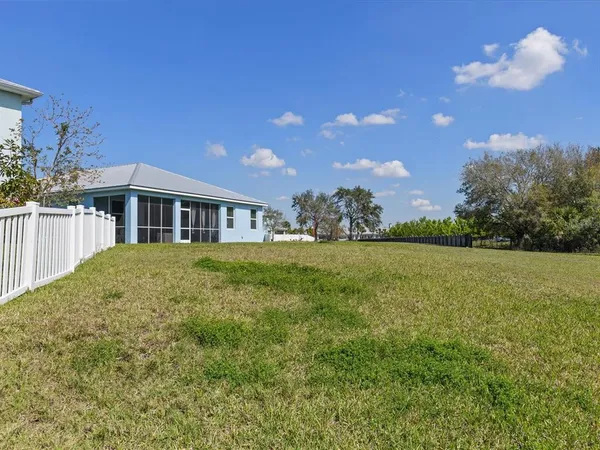 $580,000 | 445 Bahama Grande Boulevard, Apollo Beach, FL 33572