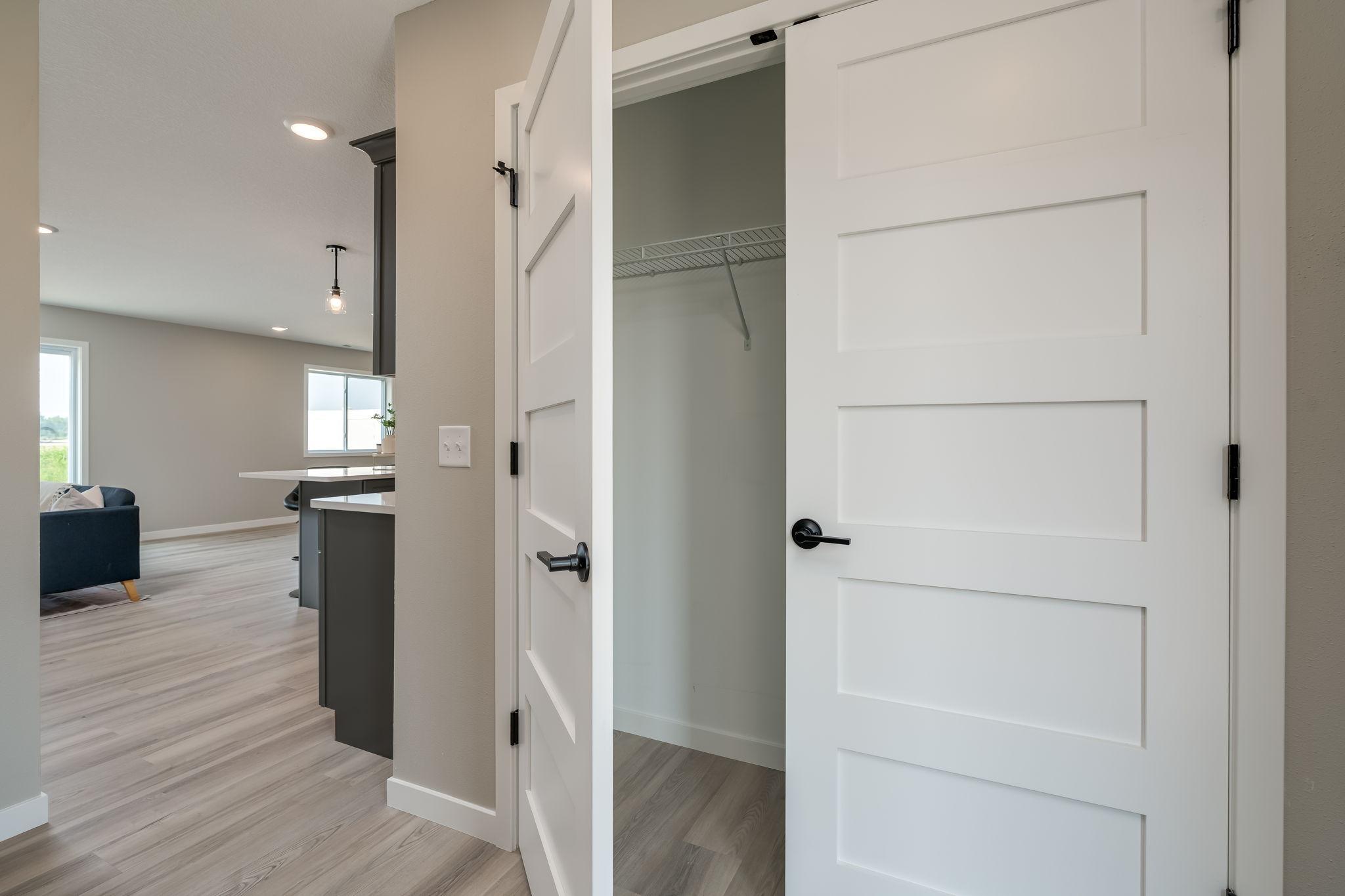 3208 Scotch Lane Mankato, MN 56001 - Photo 3 of 29