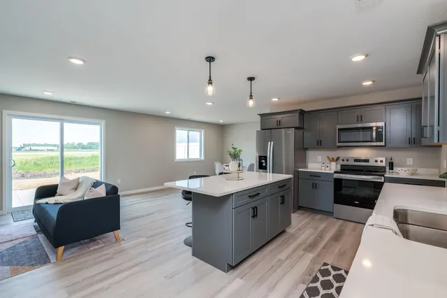 $589,000 | 3208 Scotch Lane, Mankato, MN 56001