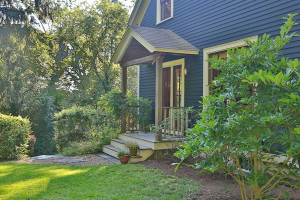 10 Folly Point Road Gloucester, MA 01930 - Photo 3 of 28 Gallery Image 3