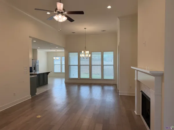 $425,000 | 3006 Creekstone Way, Baton Rouge, LA 70810