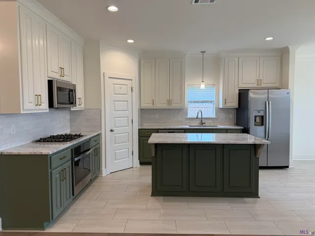 $425,000 | 3006 Creekstone Way, Baton Rouge, LA 70810