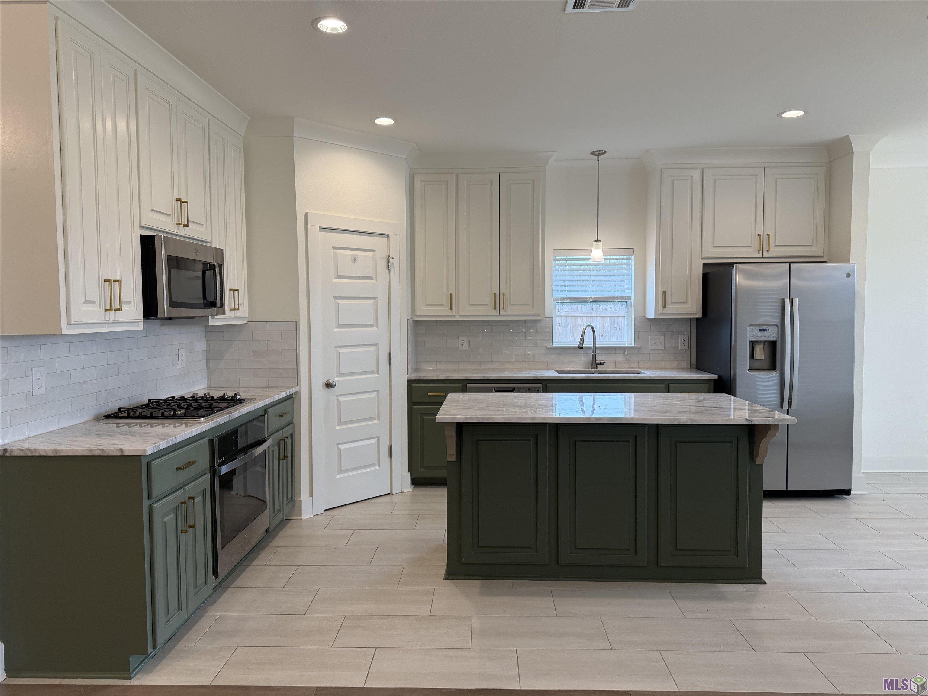 3006 Creekstone Way Baton Rouge, LA 70810 - Photo 4 of 16