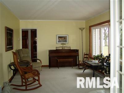120 Lawrence Street Clinton, IA 52732 - Photo 2 of 16 Gallery Image 2