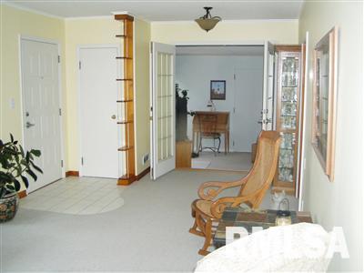 120 Lawrence Street Clinton, IA 52732 - Photo 5 of 16 Gallery Image 5