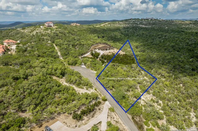 a view of a big yard