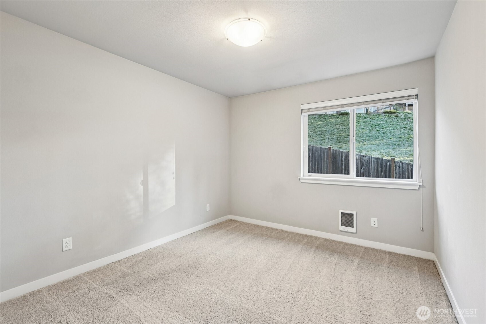 1325 Seattle Hill Road, Unit A3 Bothell, WA 98012 - Photo 22 of 26