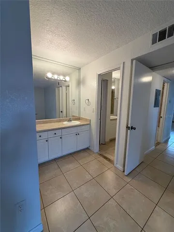 $1,350 | 5773 Gatlin Avenue, Unit 628, Orlando, FL 32822