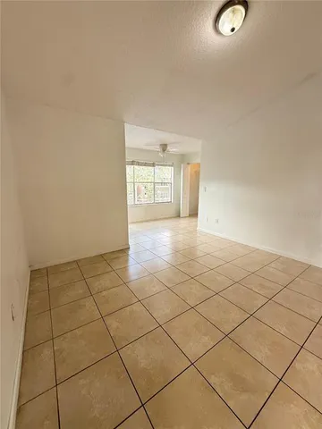 $1,350 | 5773 Gatlin Avenue, Unit 628, Orlando, FL 32822