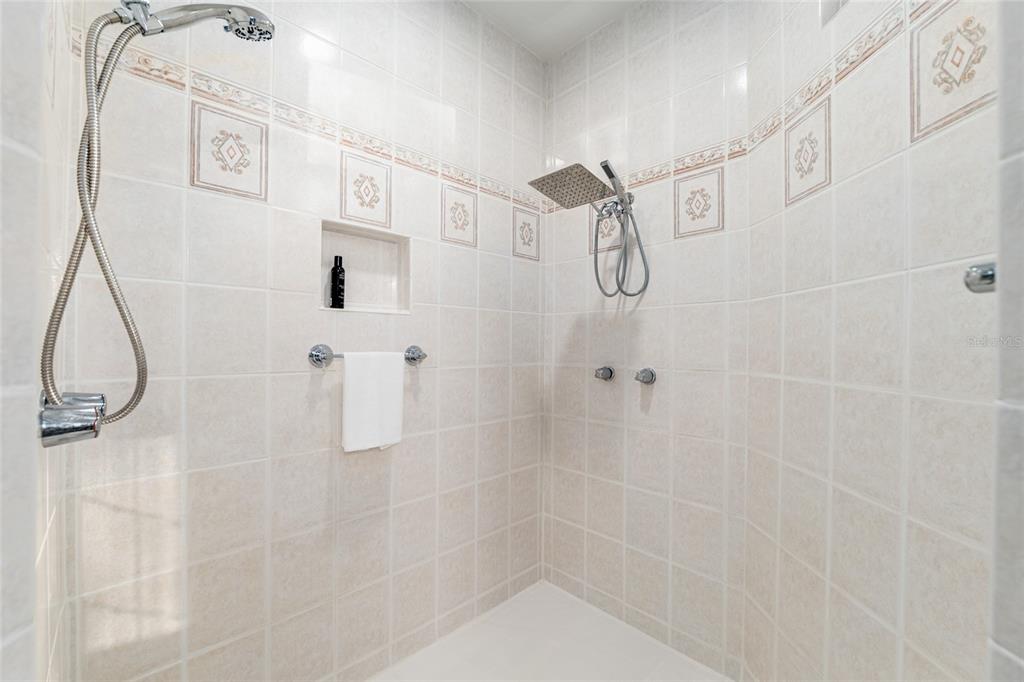 6012 168th Street Alachua, FL 32615 - Photo 28 of 48 a bathroom with a shower