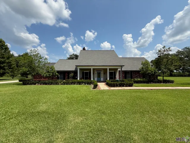 $399,000 | 1918 A Bayou Road, Thibodaux, LA 70301