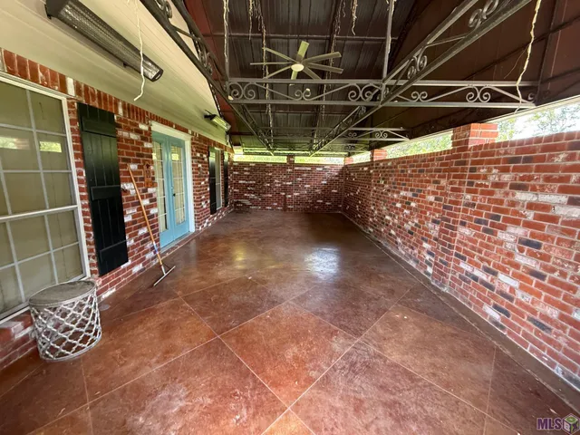 $399,000 | 1918 A Bayou Road, Thibodaux, LA 70301