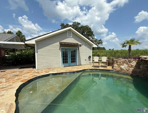 $399,000 | 1918 A Bayou Road, Thibodaux, LA 70301