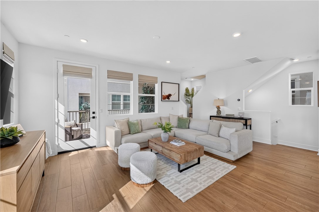 1310 Windmill Road Rancho Mission Viejo, CA 92694 - Photo 12 of 74 Gallery Image 12